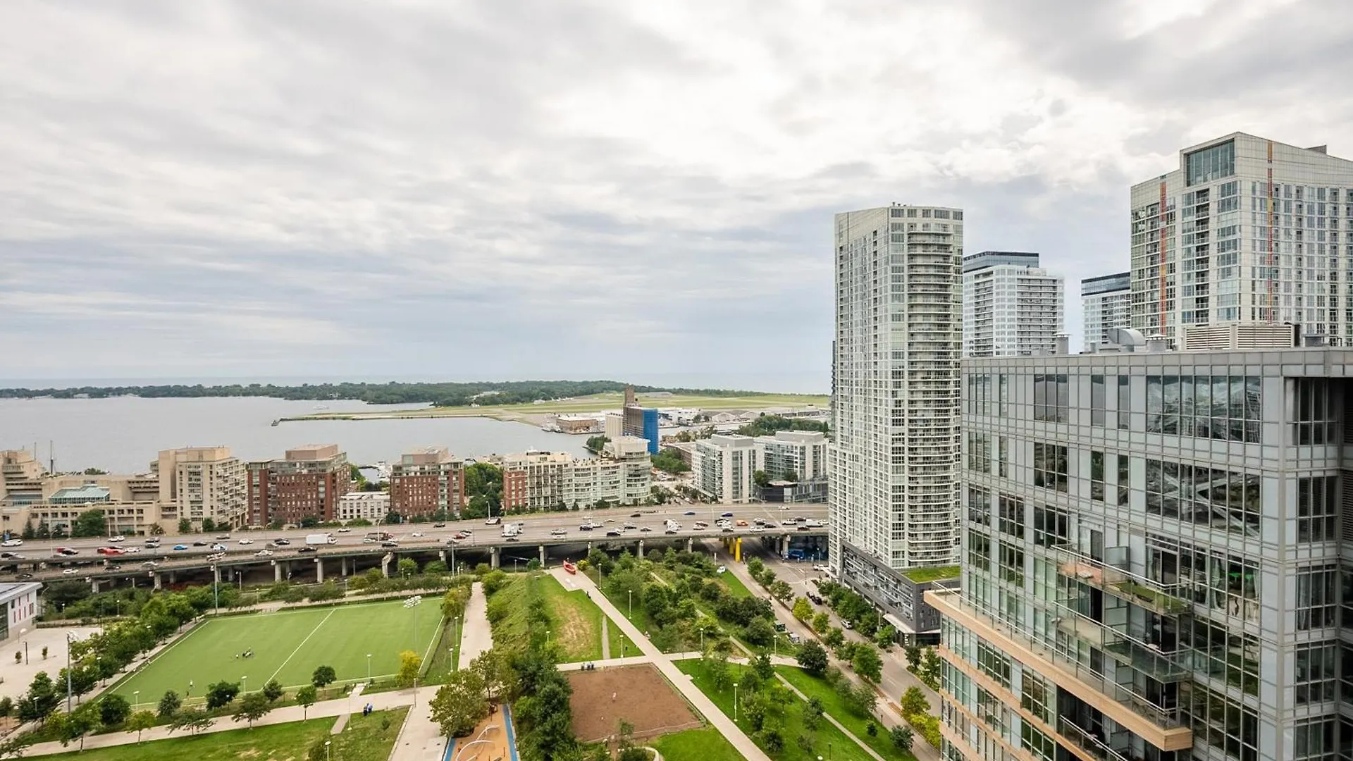 Globalstay Elegant Downtown Apartments Toronto