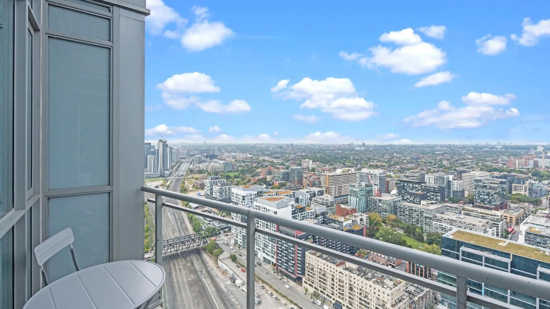 Globalstay Elegant Downtown Apartments Toronto Canada