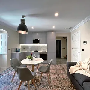 Independence Lovely Apartment Valletta