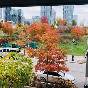 Luxe 2 Bed Downtown Near Waterfront Toronto
