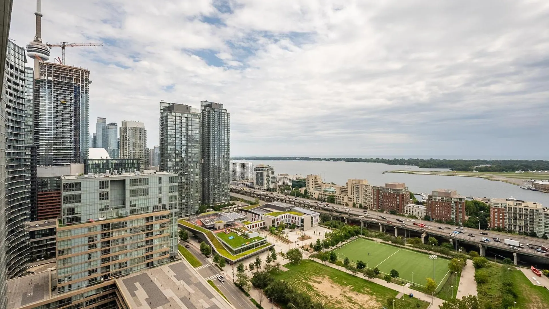 Globalstay Elegant Downtown Apartments Toronto 0*,  Canada